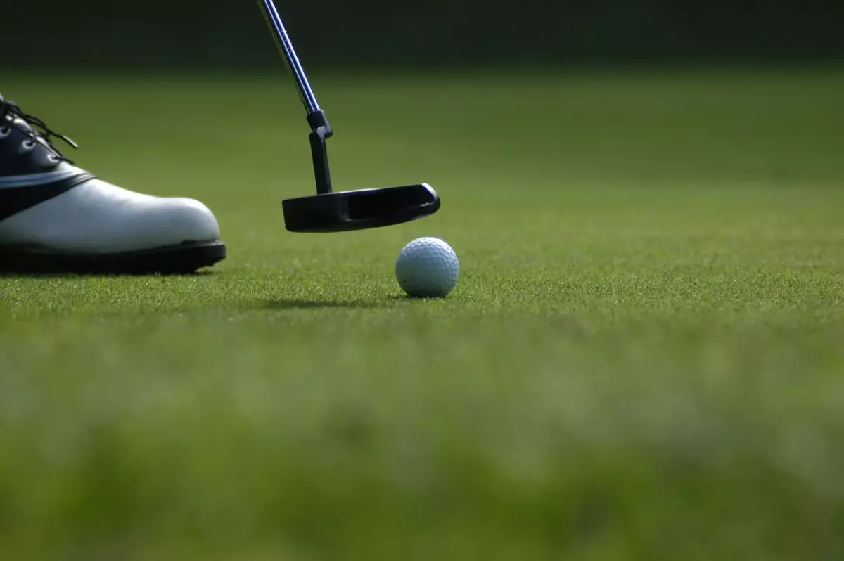 putting